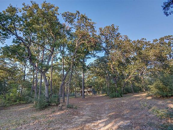 3rd image of 120 Peace Haven Ln