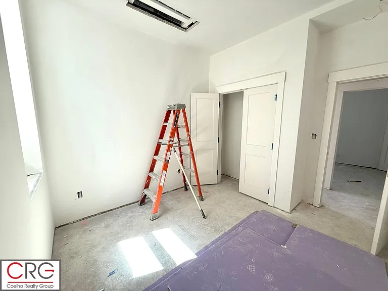 140 Summer St #1B — Photo 14
