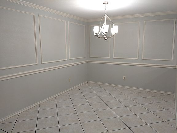 4th image of 2705 Cummings Dr