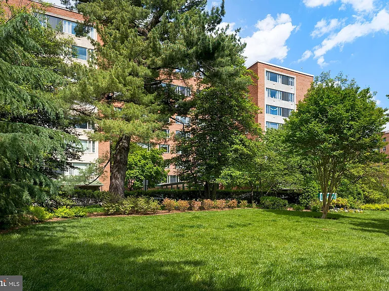 4301 Massachusetts Ave NW #3014 — Photo 18