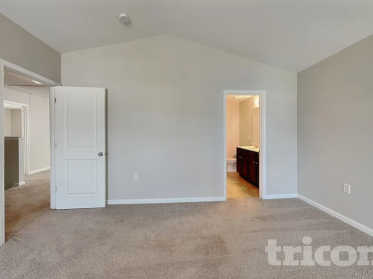 6931 Savannah Springs Dr — Photo 8