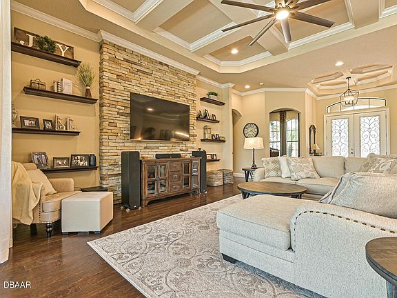 3rd image of 23 River Chase Way