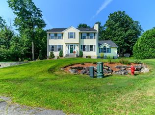 39 Harmony Ln, Methuen, MA 01844