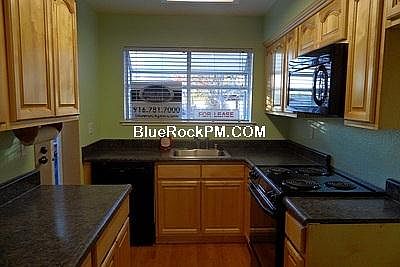 2nd image of 4315 Palm Ave