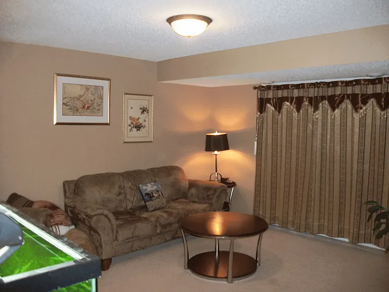 1566 Dublin Ct — Photo 4