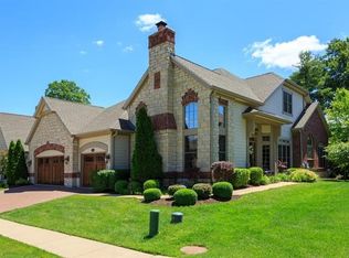214 Meadowbrook Country Club Est, Ballwin, MO 63011