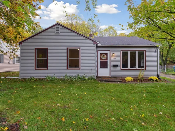 2302 Hillsdale Ave, Kalamazoo, MI 49006