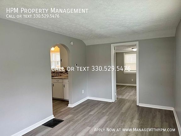 4th image of 701 Rainbow Dr