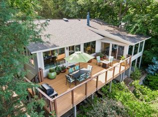 3890 Lone Cedar Cir, Chaska, MN 55318