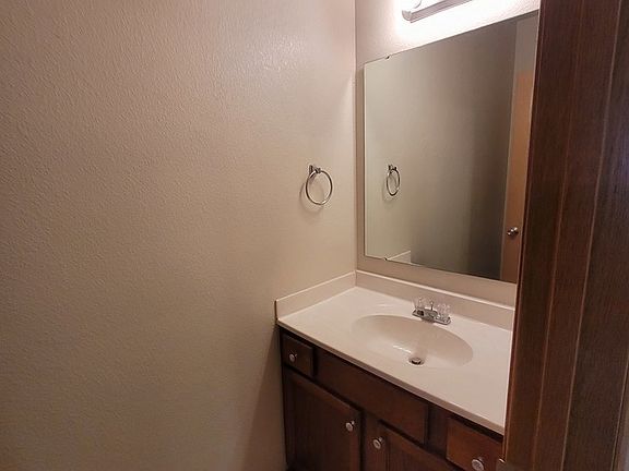 2nd image of 10345 Sloan Ave