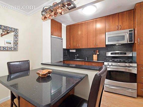 2nd image of 16 W 16th St APT 6WN
