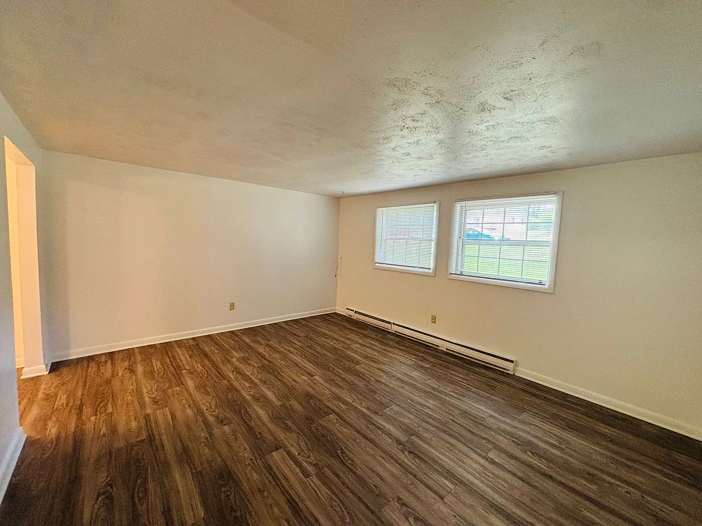 625PB - 1605 Lark Lane -M — Photo 4