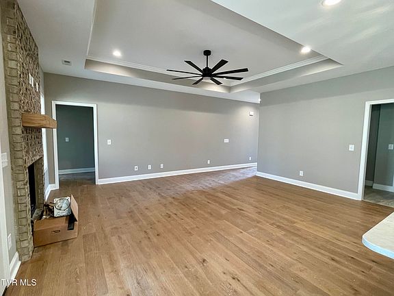4th image of 1440 Orchard View Ln