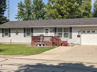 104 E 9th St, North Manchester, IN 46962