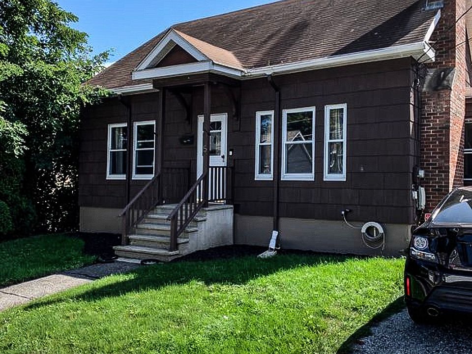 1st image of 5 Girouard Ave