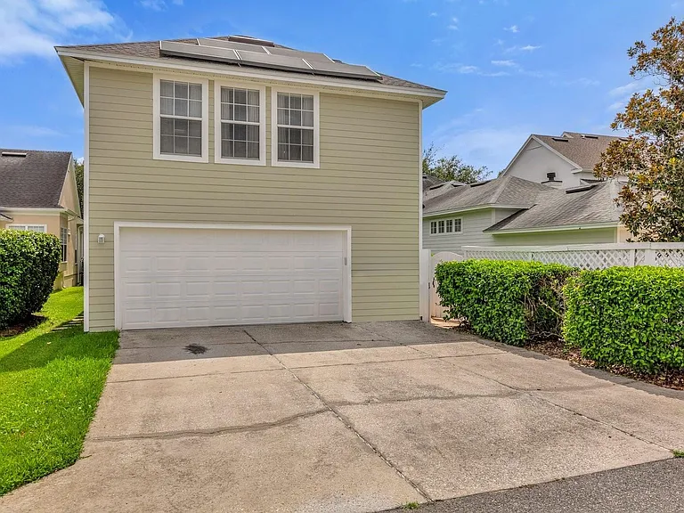 604 Nadina Pl — Photo 23