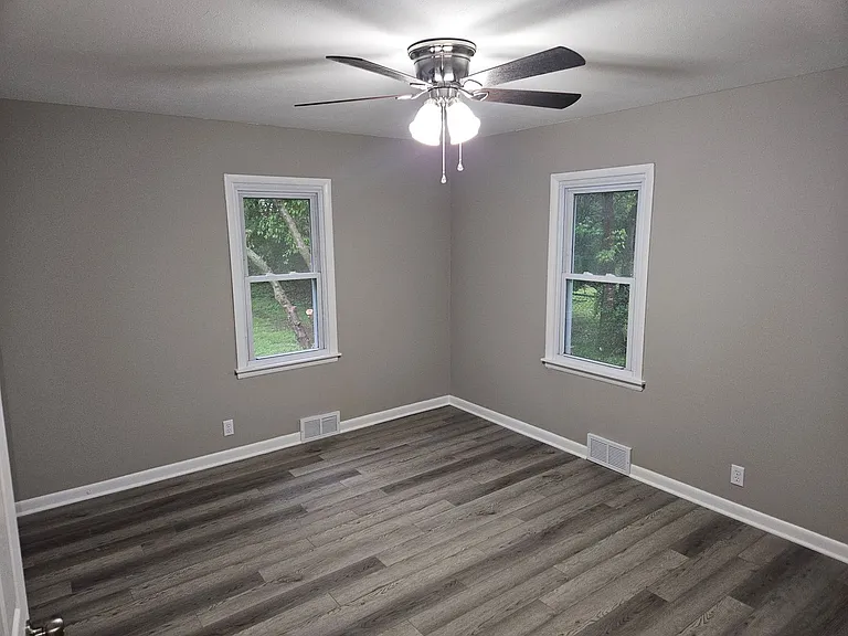 1259 E Berkeley St — Photo 6