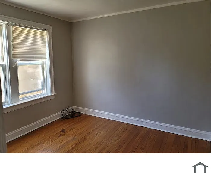 1251 W 86th St #2 — Photo 3