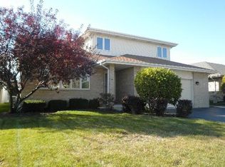 12040 S Van Beveren Dr, Alsip, IL 60803