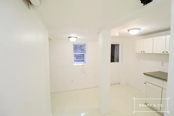 Rented by Grand & Co. | media 26