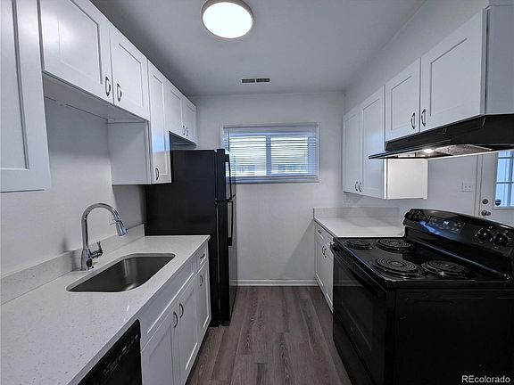 5th image of 921 Mount Massive UNIT 27