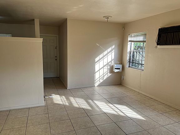 3rd image of 7601 Cassino Ave