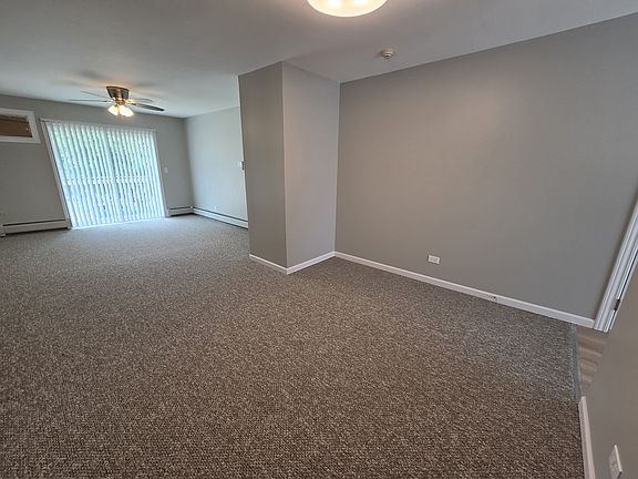 4th image of 539 W 61st St APT D