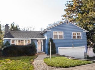 376 Hawthorne Ave, Derby, CT 06418