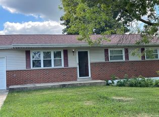 3812 Lexington Dr, Saint Charles, MO