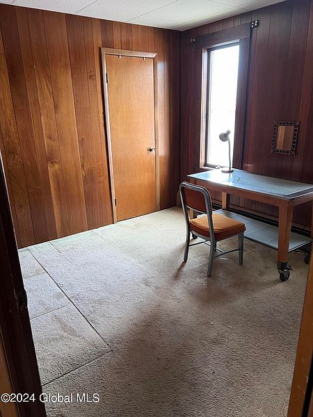5th image of 2716 Broadway