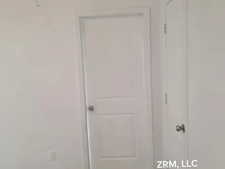 315 Crestfield Cir — Photo 13