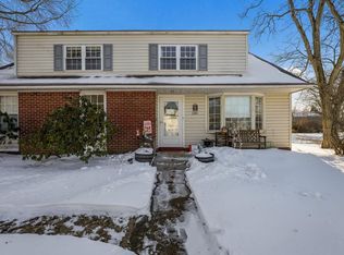 1246 Victoria Rd, Warminster, PA 18974
