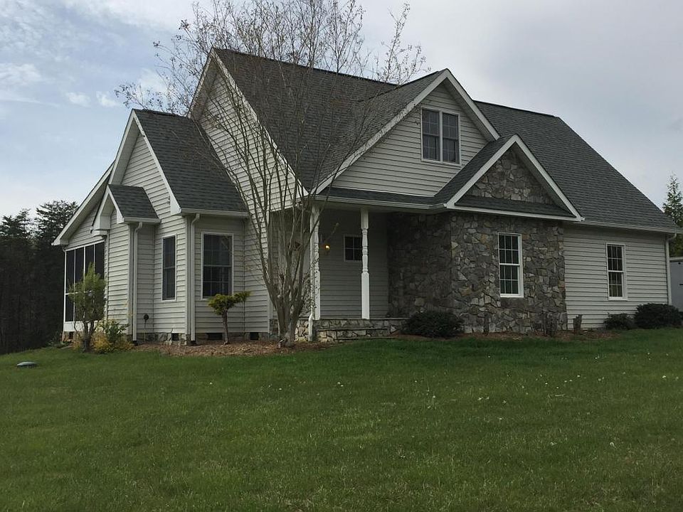 1st image of 225 Belle Isle Dr