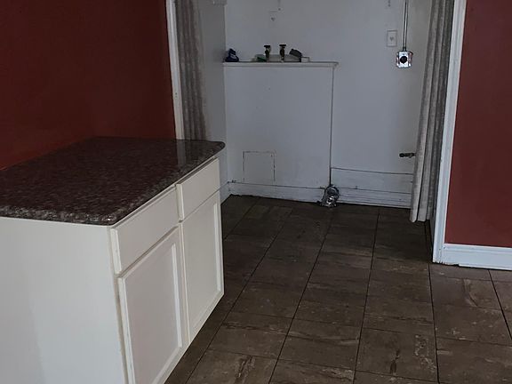 Dining Area with Washer/Dryer Connections