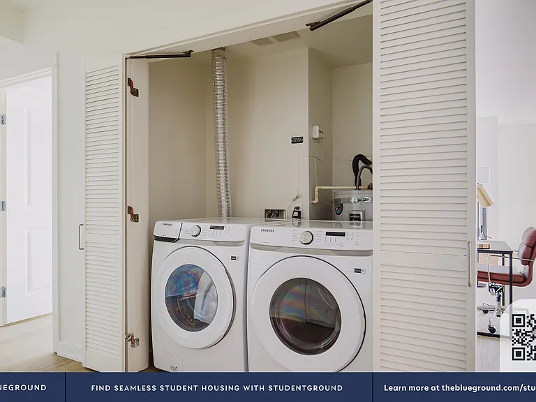 Washer/Dryer in Apartment