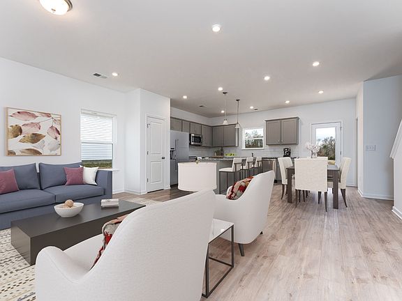 4th image of 356 Winston Way