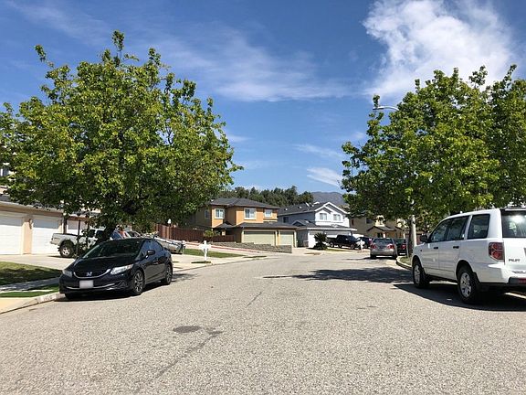 4th image of 14000 Carol Ln