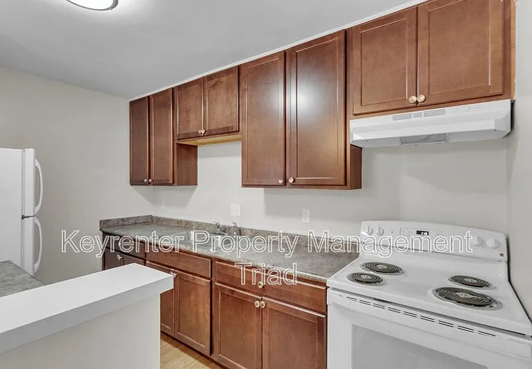 5715 E Bramblegate Rd — Photo 3