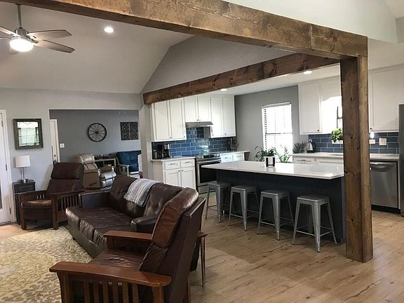 5th image of 6303 Circo Dr