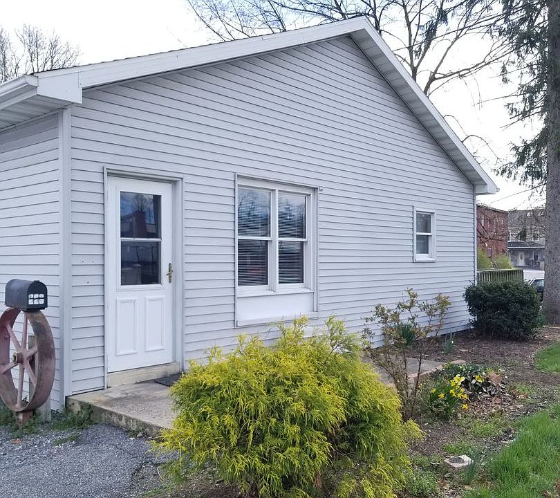 229 S Poplar Street 229 S Poplar St Elizabethtown, PA Zillow