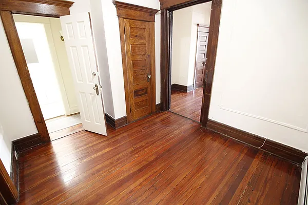 Rented by Realty Nerd | media 16