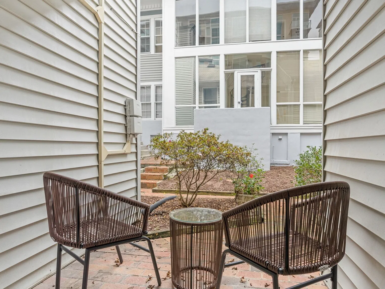 Juniper Place Condominiums — Photo 3