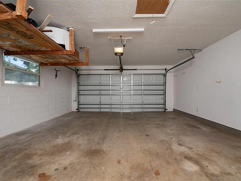 3175 Lake Anderson Ave — Photo 35
