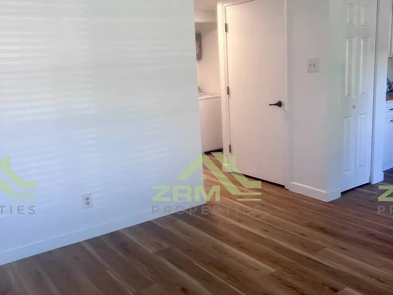 509 Monroe St #4 — Photo 4