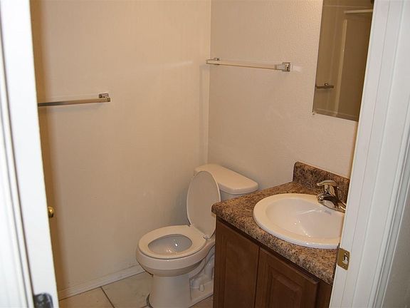 5th image of 6140 Denver Ave