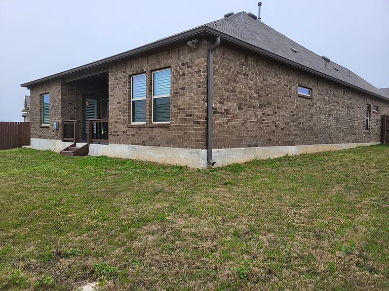 6934 Shiraz Way — Photo 26