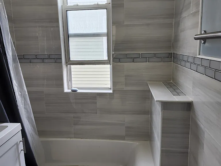 35 Havelock St #3 — Photo 7