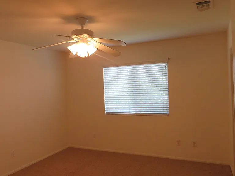 35063 Hogan Dr — Photo 13