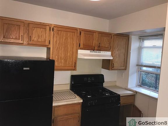4th image of 1342 Foulkrod St APT 2