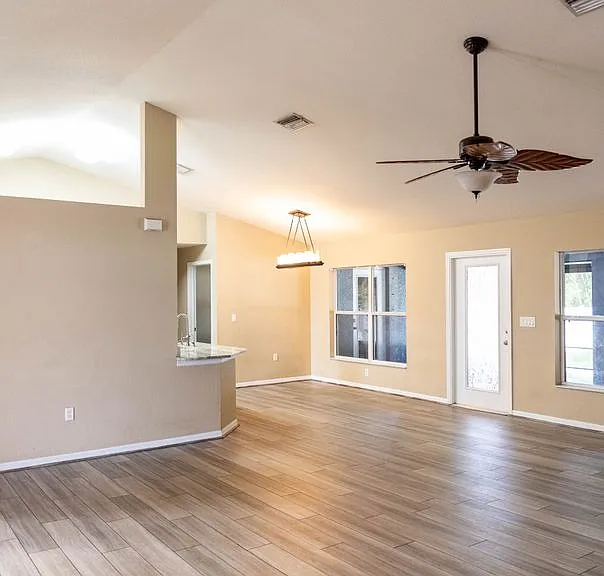 4213 Garden Blvd — Photo 16